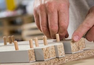 andres/Holzdisplays/MDF/Spanplatte/POS-Display/Holzbearbeitung