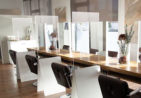 mobile Schutzwand/Hygieneschutz/Spuckschutz/Corona/Schutzwand/Schutzschild/Plexiglas/Wand/Aufsteller/Schutz-Aufsteller/Acrylwand/Sicherheitsabstand/Virenschutz/Hustenschutz